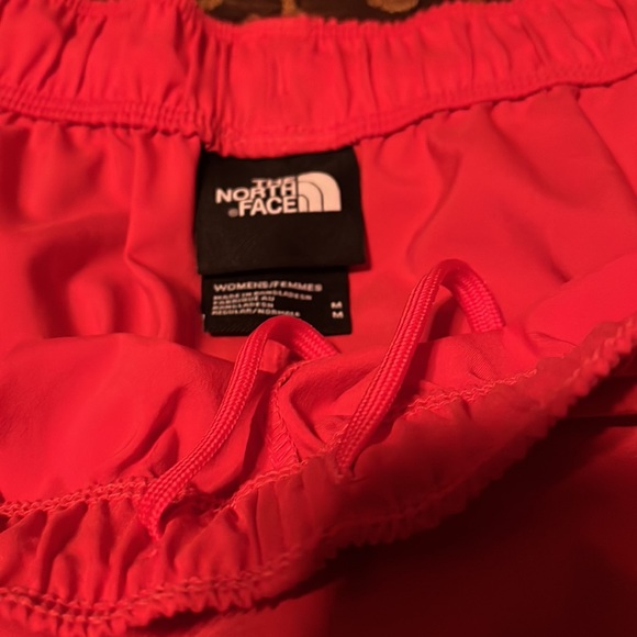 The North Face 5 inch Short - Picture 4 of 6